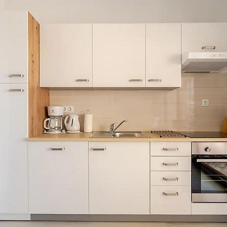 Apartments Maras Porec Exterior photo